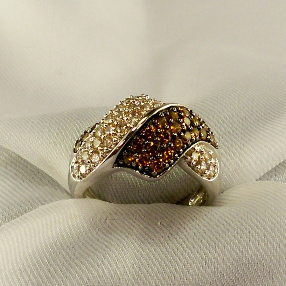 NEW Champagne Cubic Zirconias Rope/Twist Silver Vintage DESIGNER Ring